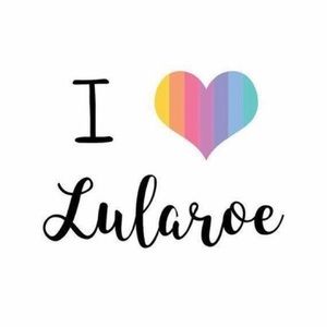 BUNDLES AVAILABLE 💟All Lularoe listings➡️➡️